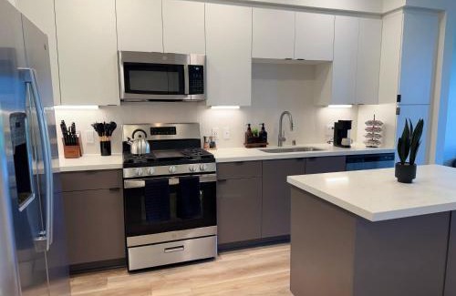Lyon Street Apartment | Stunning Haven with Pool Gym Parking Close to Disneyland