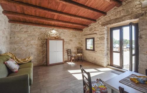 Chiaramonte Gulfi House | Stunning Home In Chiaramonte Gulfi