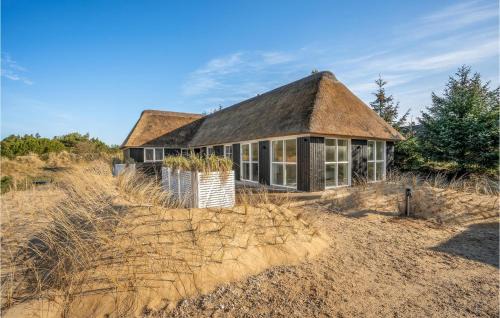 Blavand House | Stunning Home In Blåvand With Sauna