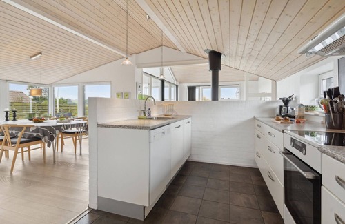 Broager House | Stunning home in Broager with WiFi