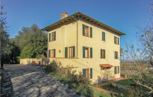 Cascine-La Croce House | Stunning Home In Castelvecchio Di Comp