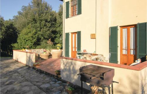Cascine-La Croce House | Stunning Home In Castelvecchio Di Comp