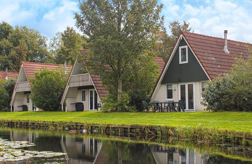 Gramsbergen House | Stunning home in Gramsbergen with WiFi