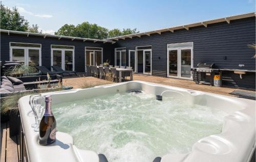 Fynshav House | Stunning Home In Haderslev With Sauna