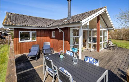 Kelstrup Strand House | Stunning Home In Haderslev With Wifi