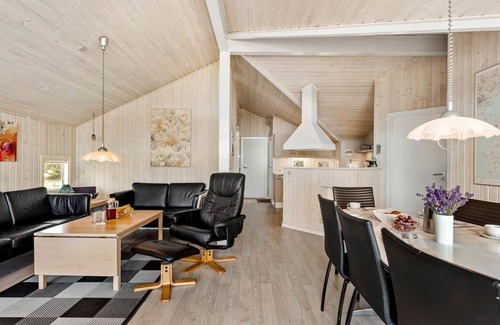 Sydlangeland House | Stunning home in Humble with sauna