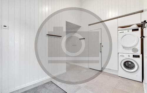 Jesendorf House | Stunning Home In Jesendorf With Sauna
