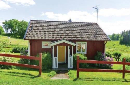 Landsbro House | Stunning Home In Landsbro With Kitchen