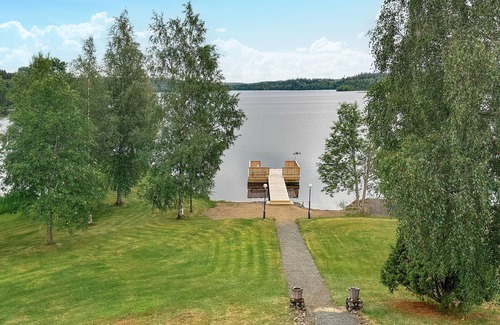 Nassjo Municipality House | Stunning home in Malmbäck with kitchen