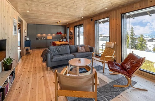 yer House | Stunning home in øyer with sauna