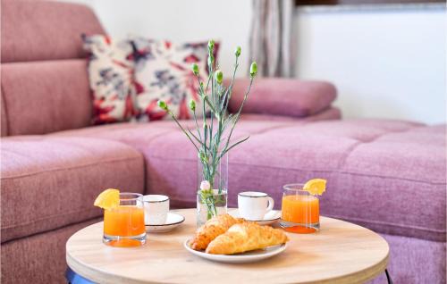 Pitomaca House | Stunning Home In Pitomaca With Wifi