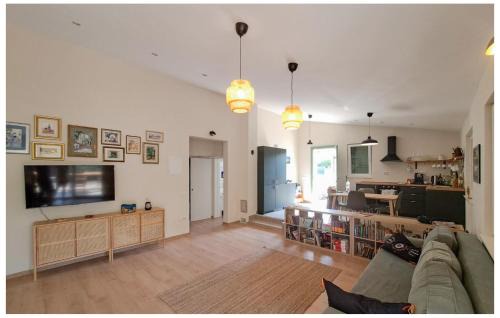 Seget House | Stunning Home In Seget Gornji With Wifi