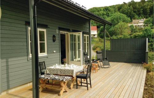 Lindas House | Stunning Home In Seim With Wifi