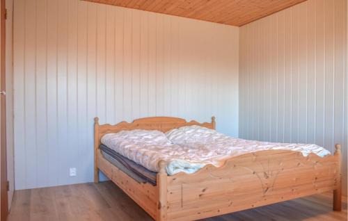 Utaker House | Stunning Home In Skånevik With Kitchen