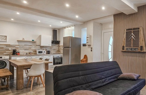 Thenay House | Stunning home in Thenay with WiFi