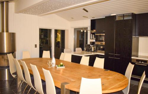 Trysil House | Stunning Home In Trysil With Sauna