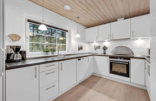 Husby House | Stunning home in Ulfborg with sauna