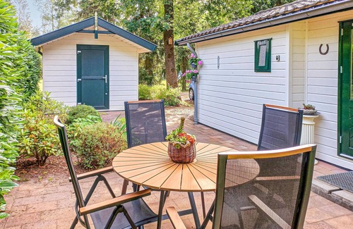Vorden House | Stunning home in Vorden with WiFi