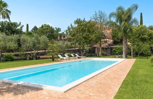 Aci Sant'Antonio Villa | Stunning private villa for 6 people with WIFI, private pool, A/C and terrace