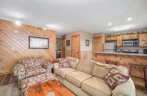 Bellaire Condo | Stunning Lake Bellaire Views! 2 Bedroom Condo in Summit Village