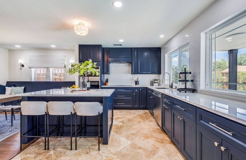 Lakewood Village House | Stunning Lake House with a Pool and Hot Tub