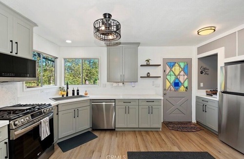 Crestline Cabin | Stunning Lake View Cabin with a 240 degree view of Lake Gregory, Sleeps 8