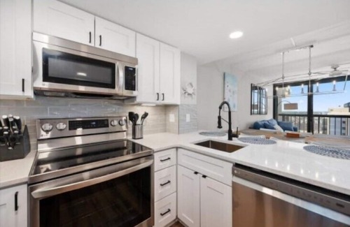 Ocean City Apartment | ⭐️Stunning Luxurious Renovated SeaWatch 1809 Views⭐️