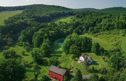 Craryville House | Stunning Luxury & Breathtaking Scenic Paradise. ASK ABOUT FULL SUMMER RENTAL!