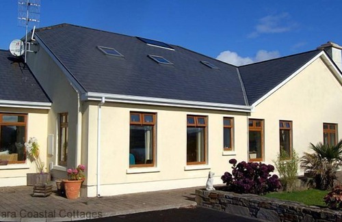 Cleggan Apartment | Stunning Luxury with views of the sea