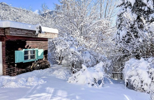 Steinach am Brenner House | Stunning private villa for 3 people with WIFI, TV, patio, pets allowed and panoramic view