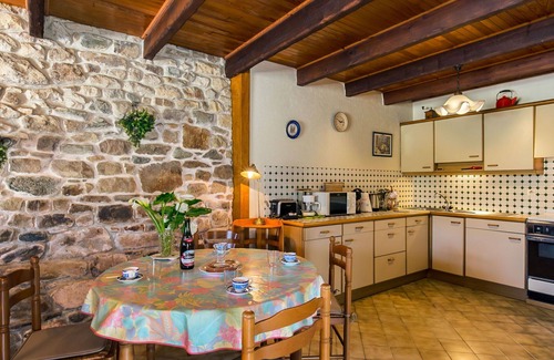 Saint-Pol-de-Leon House | Stunning private villa for 4 people with WIFI, TV, terrace and pets allowed