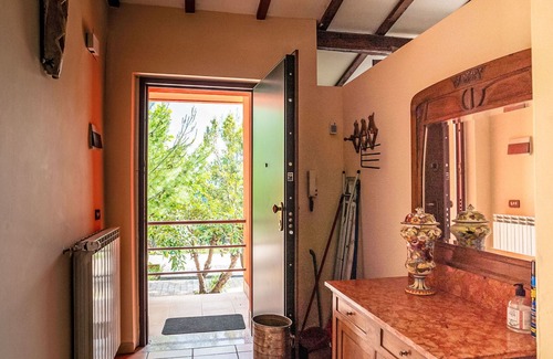 Citta Sant'Angelo House | Stunning private villa for 6 guests with WIFI, pool, TV, patio and pets allowed, close to Pescara
