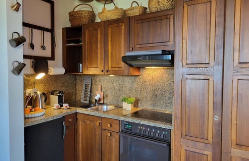 Bosco Luganese House | Stunning private villa for 5 people with WIFI, TV, patio and pets allowed