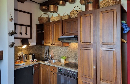 Bosco Luganese House | Stunning private villa for 5 people with WIFI, TV, patio and pets allowed