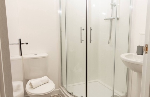 Oldham Bed & Breakfast | Stunning Private Ensuite Rooms in Oldham Sociable House