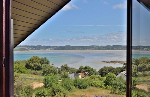 Cotes d'Armor House | Stunning private villa for 8 people with WIFI, TV and pets allowed