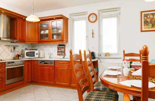 Balatonoszod House | Stunning private villa for 10 people with A/C, WIFI, TV and terrace