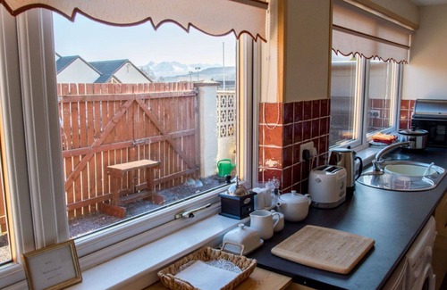 Achachork House | Stunning private villa for 2 people with WIFI, TV and pets allowed