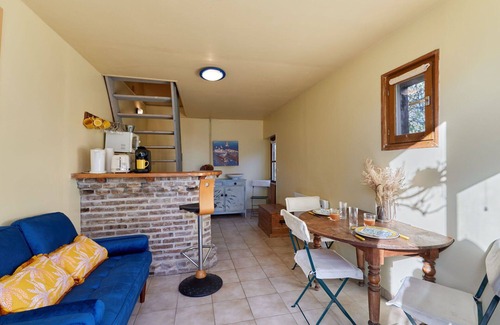 Vatteville La Rue House | Stunning private villa for 9 people with private pool, WIFI, TV and pets allowed