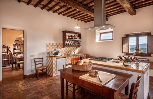 Castellina in Chianti Villa | Stunning private villa with private pool, WIFI, TV, patio and panoramic view, close to Siena