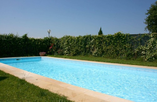 Lucignano Villa | Stunning private villa for 12 people with WIFI, private pool, TV and balcony