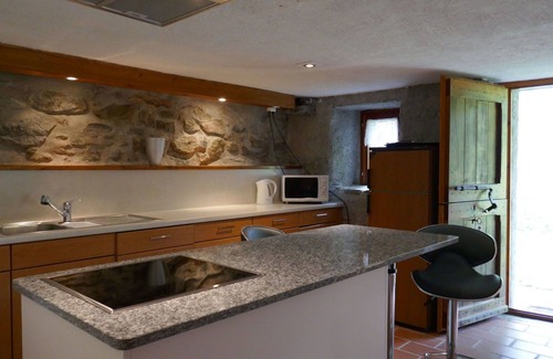 Negrentino House | Stunning private villa for 5 guests with WIFI, TV, patio, pets allowed and panoramic view