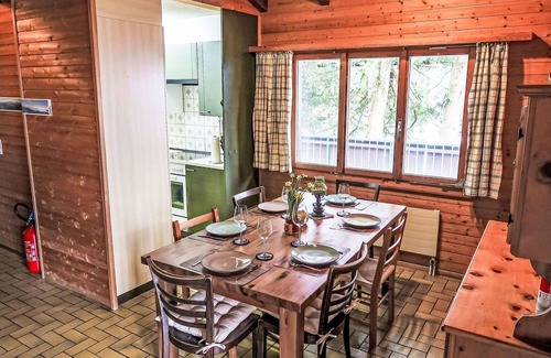 Gommiswald House | Stunning private villa for 8 people with WIFI, TV, patio, pets allowed and panoramic view