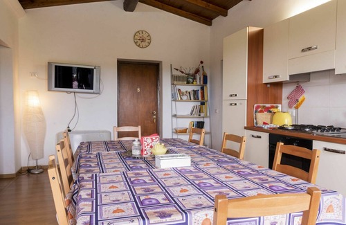 Corchiano House | Stunning private villa for 17 guests with WIFI, private pool, TV, patio and pets allowed