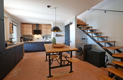 Fosdinovo Villa | Stunning private villa with WIFI, private pool, TV, patio and panoramic view, close to La Spezia