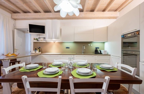 San Desiderio House | Stunning private villa for 6 guests with private pool, A/C, WIFI, TV and terrace