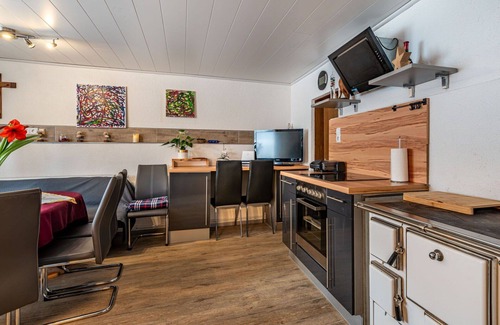 Ebene Reichenau House | Stunning private villa for 12 people with WIFI, TV, balcony and pets allowed