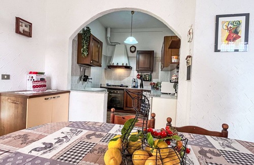 Vasia House | Stunning private villa for 4 people with balcony, pets allowed and panoramic view