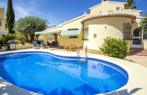 Orba House | Stunning private villa for 6 guests with private pool, WIFI, A/C, TV and terrace
