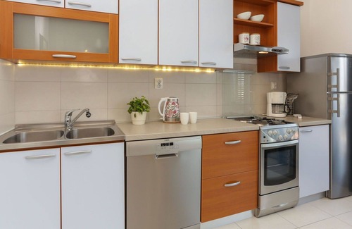Okrug Donji House | Stunning private villa for 10 guests with private pool, A/C, WIFI, TV and terrace